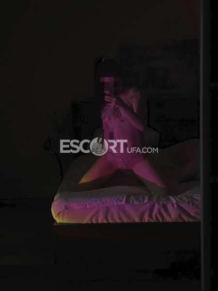 18-летняя красавица ждет тебя! Не упусти свой шанс!